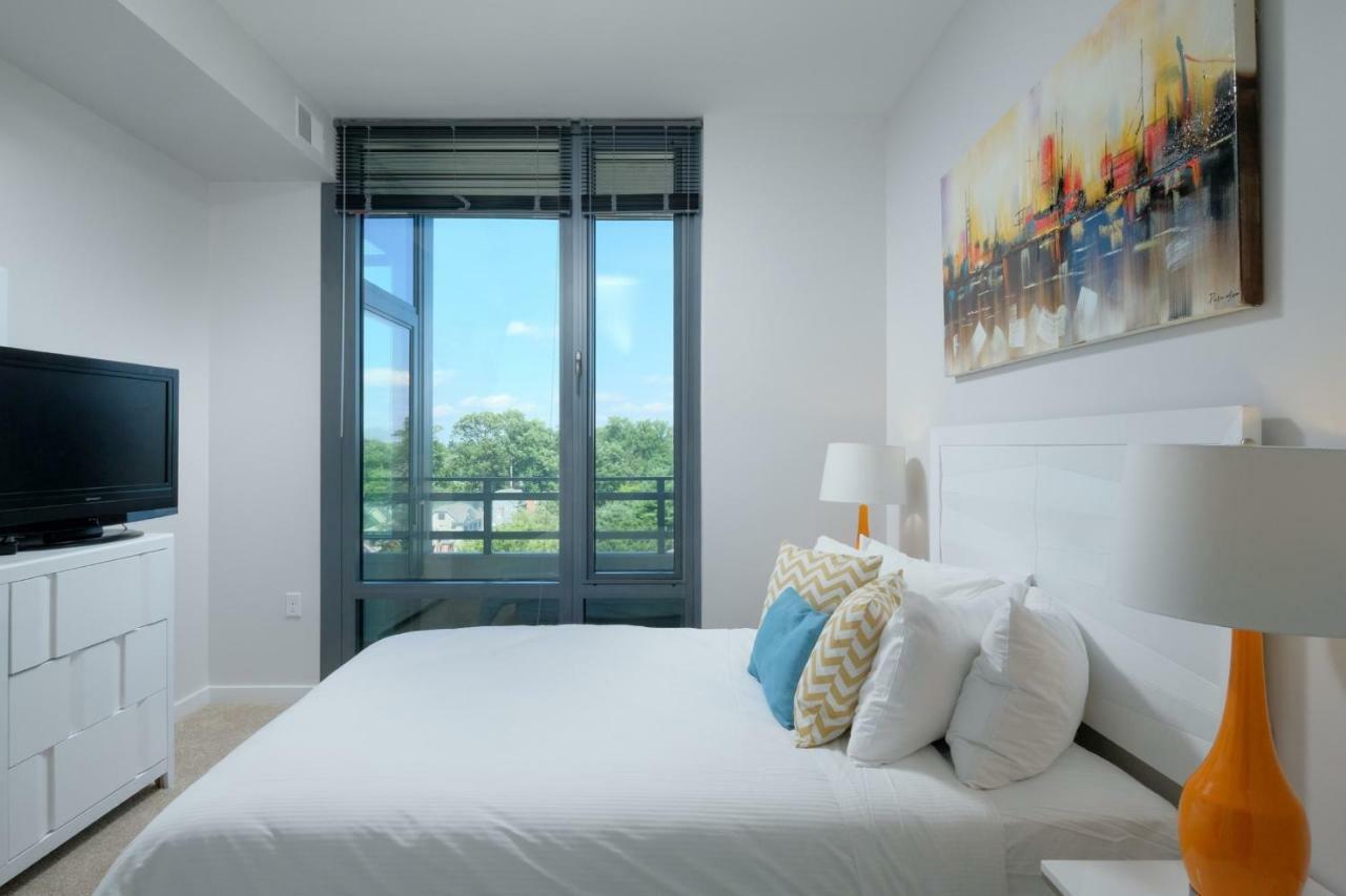 Global Luxury Suites In Downtown Bethesda Eksteriør billede